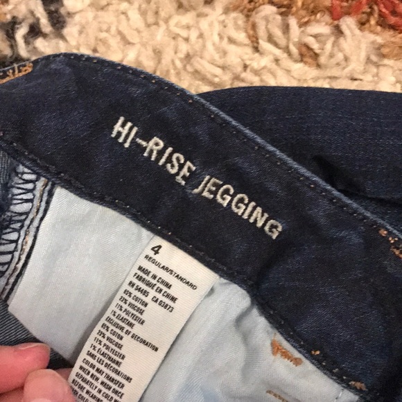 American Eagle Basic Jeans - Picture 2 of 3